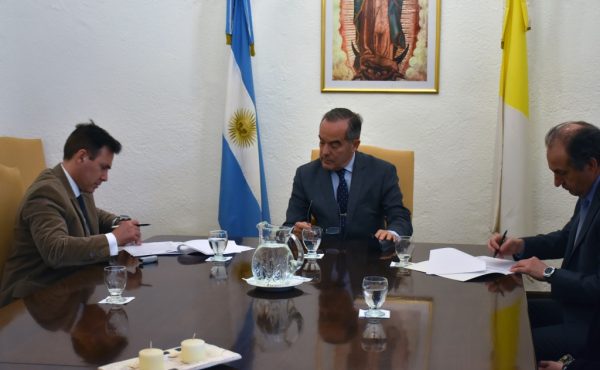 Convenio con la Asociación Argentina de Justicia Constitucional
