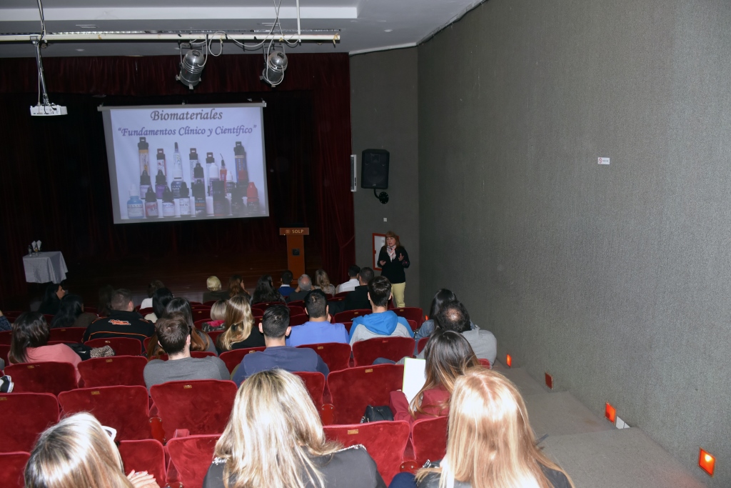 Primera Jornada de Actualización en Odontología 