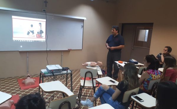 Capacitan a alumnos en RCP