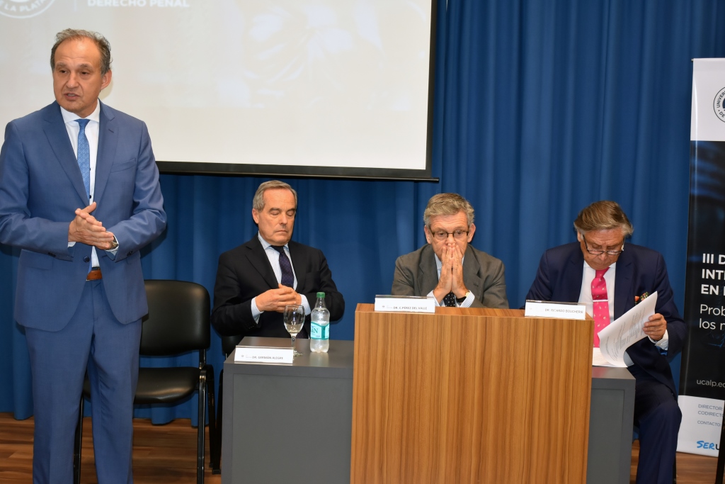 III Diplomatura Internacional: “Problemática de los nuevos tipos penales”