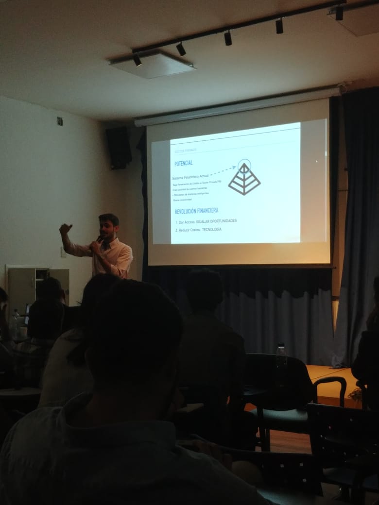 Marketing Live 2019 - Hablemos de Fintech