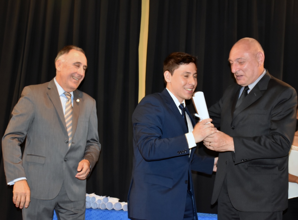 Acto de colación de la Facultad de Ciencias Económicas y Sociales