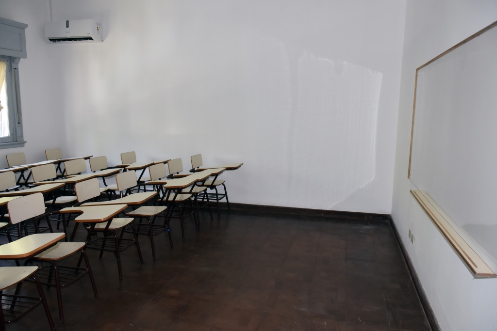 Nuevas aulas en la Facultad de Ciencias Económicas y Sociales