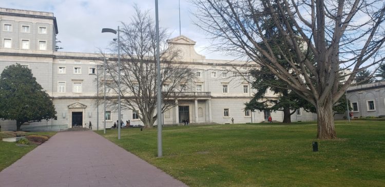 Convenio con la Universidad de Navarra