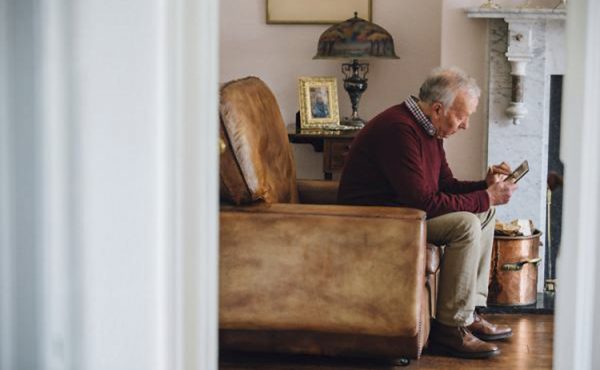 Judith y su vocación para ayudar a los adultos mayores