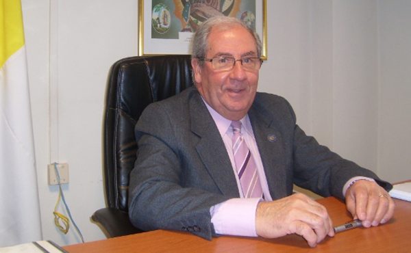 La universidad lamenta el fallecimiento del Dr. Carlos Conesa Alegre