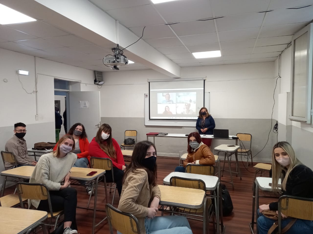 Poco a poco estamos volviendo a las aulas