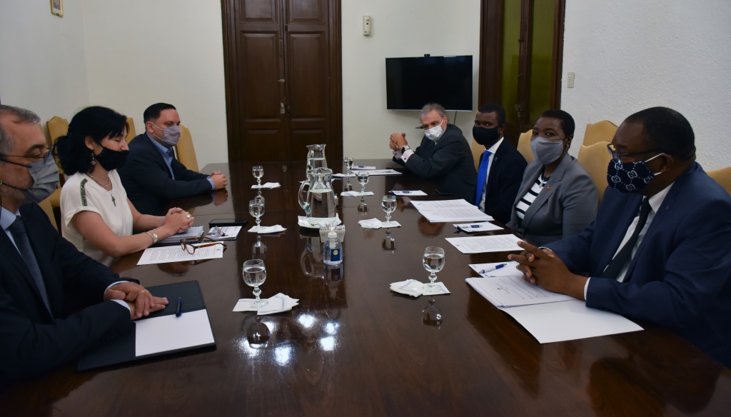 El embajador de Haití visitó la Universidad Católica de La Plata