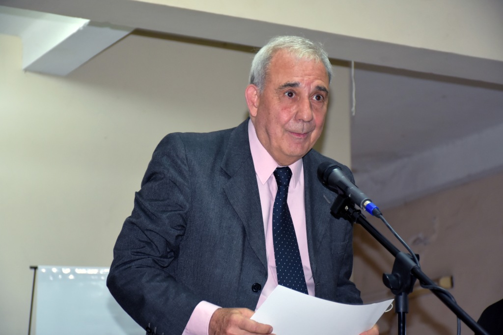 Emotivo homenaje a docentes de la Facultad de Ciencias Económicas y Sociales