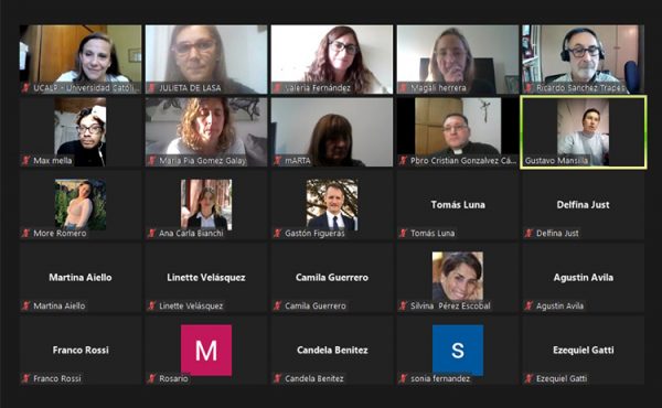 Reunión con alumnos próximos a graduarse por las recibidas saludables y sustentables