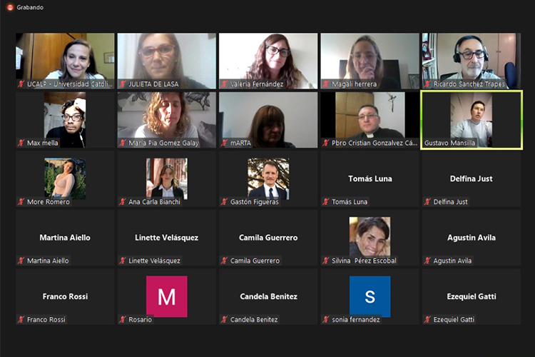 Reunión con alumnos próximos a graduarse por las recibidas saludables y sustentables