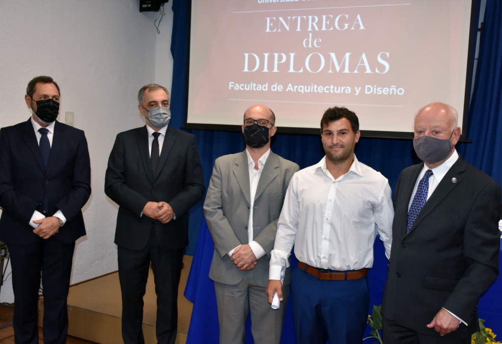 Acto de Colación de Grado de la Facultad de Arquitectura y Diseño