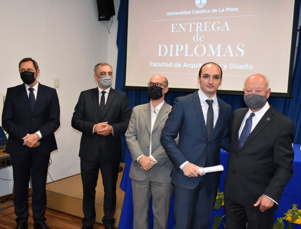 Acto de Colación de Grado de la Facultad de Arquitectura y Diseño