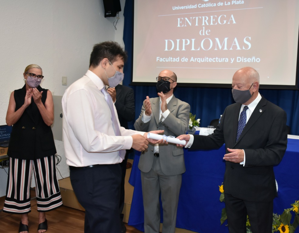 Acto de Colación de Grado de la Facultad de Arquitectura y Diseño