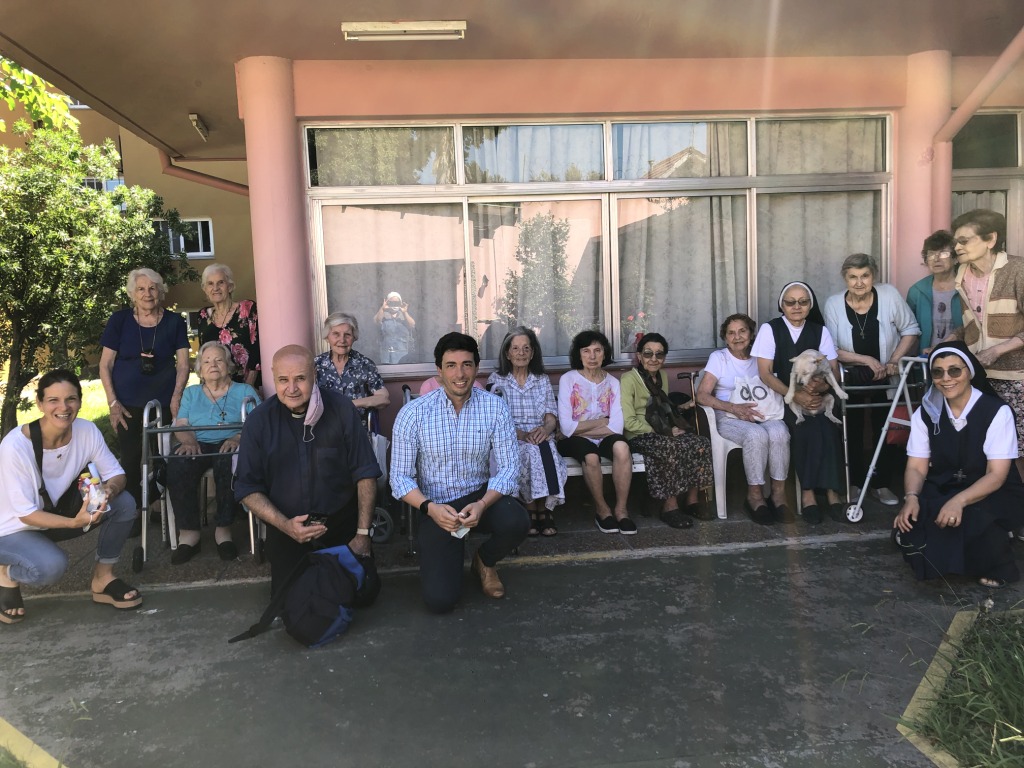 Alumnos se suman al Programa de Recibidas Solidarias y Sustentables