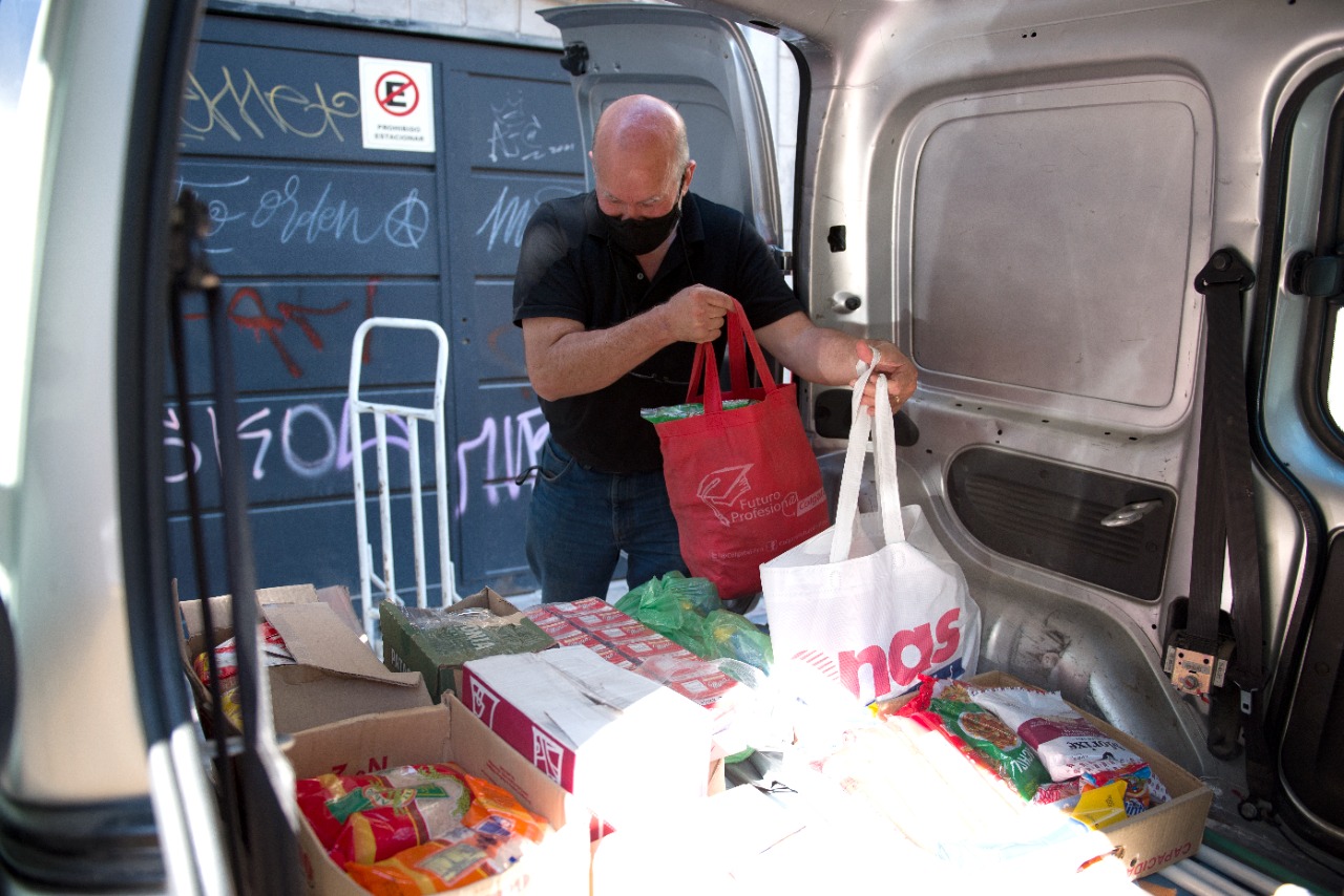 Alumnos se suman al Programa de Recibidas Solidarias y Sustentables