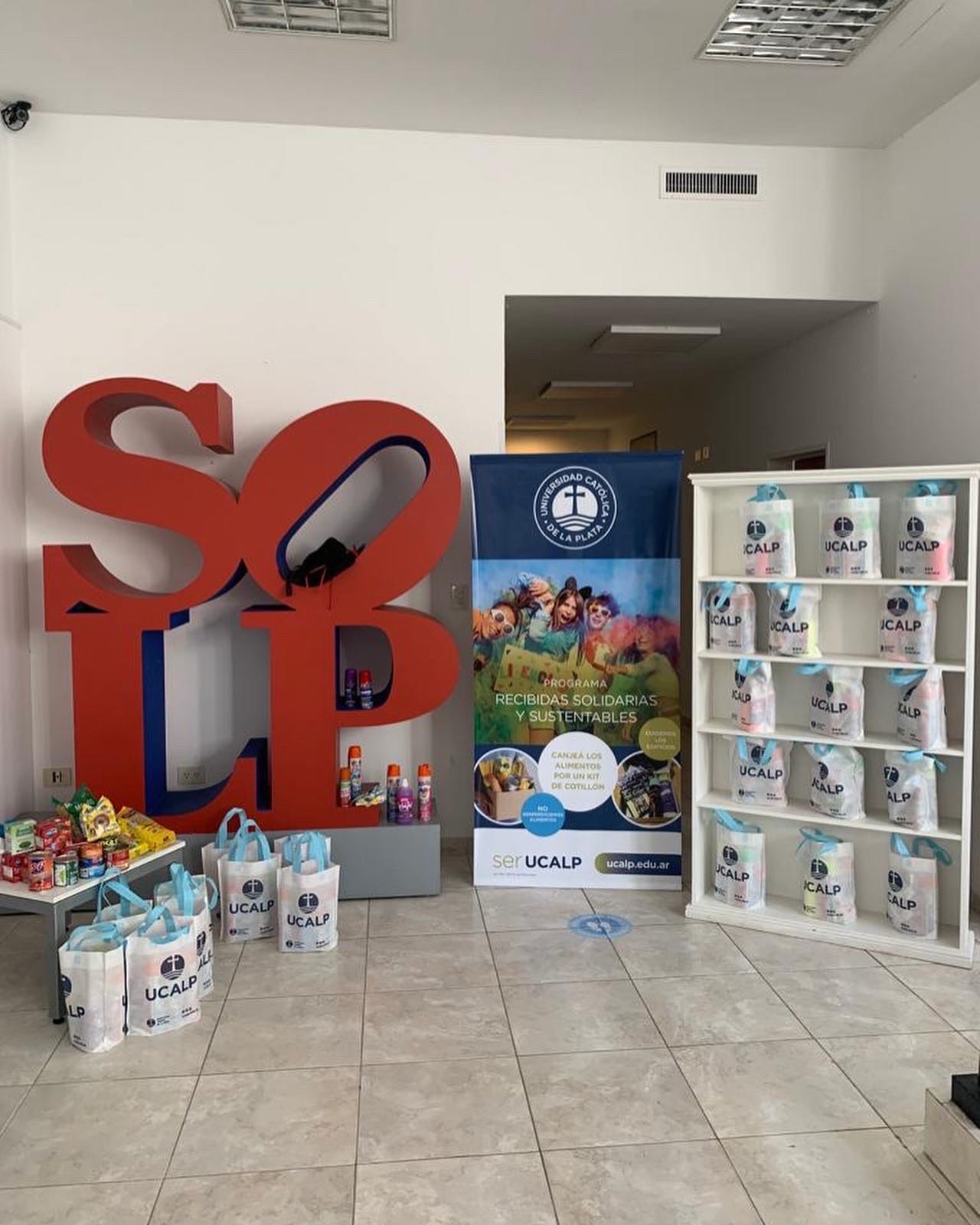 Alumnos se suman al Programa de Recibidas Solidarias y Sustentables