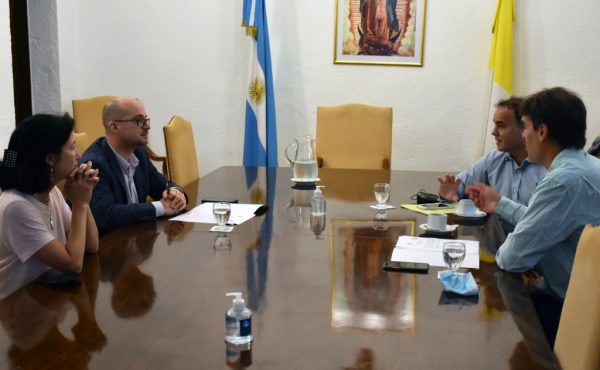 Convenio entre la UCALP y el Club Los Tilos