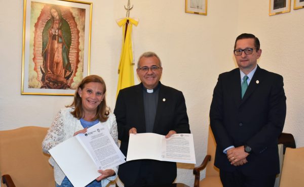 Nuestra Universidad celebró un convenio con la Universidad Católica Boliviana San Pablo