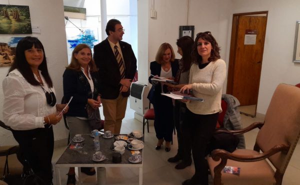 Visita de funcionarias de la Universidad de Granada a la UCALP