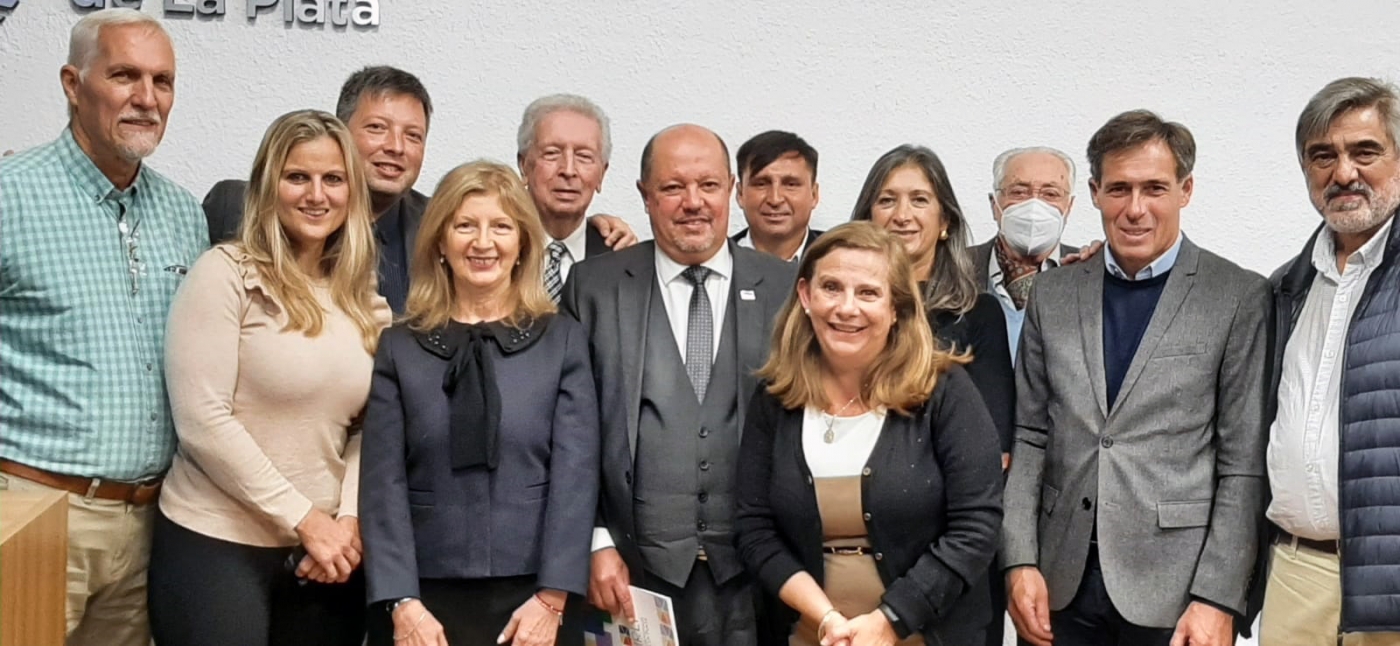 Conversatorio de Líderes en Responsabilidad Social Empresaria “Generar Valor en la Gestión Empresaria y Ser Solidarios ¿Incompatibles”