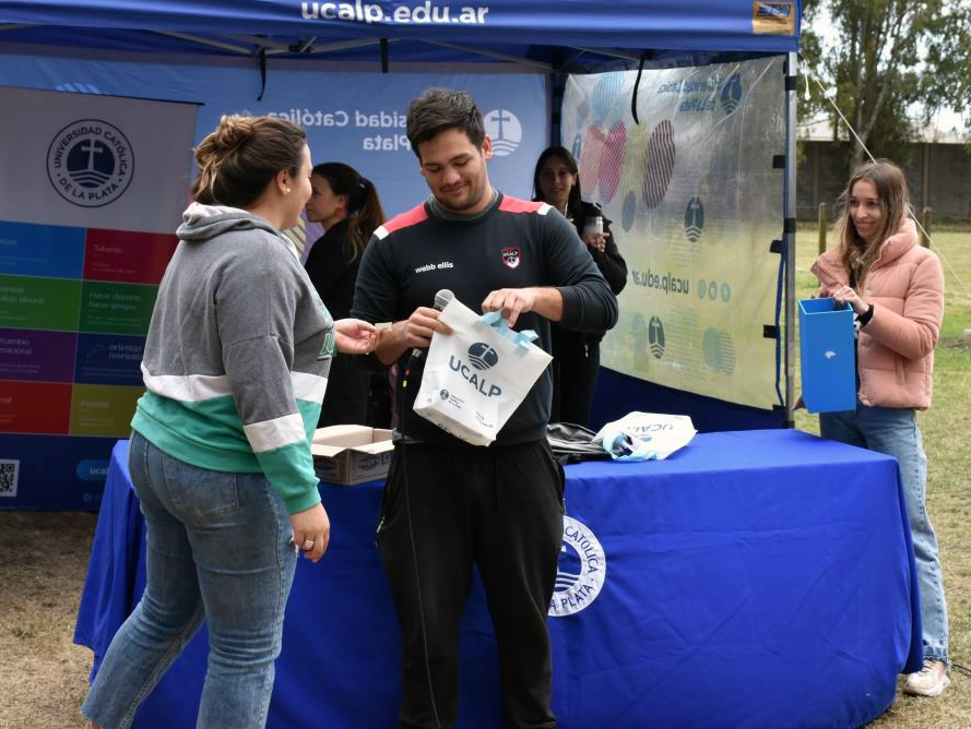 La UCALP celebró el Día del Estudiante y reconoció a los mejores promedios