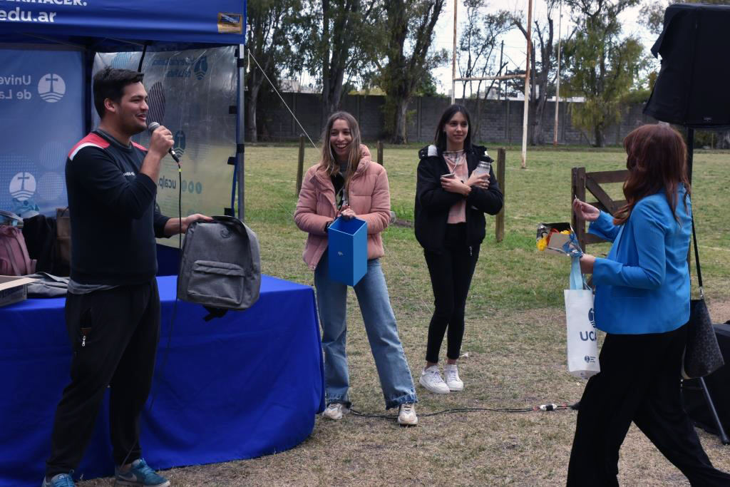 La UCALP celebró el Día del Estudiante y reconoció a los mejores promedios