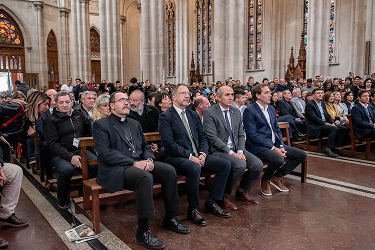 La UCALP en el gran acto de unidad social por Francisco en la Catedral 