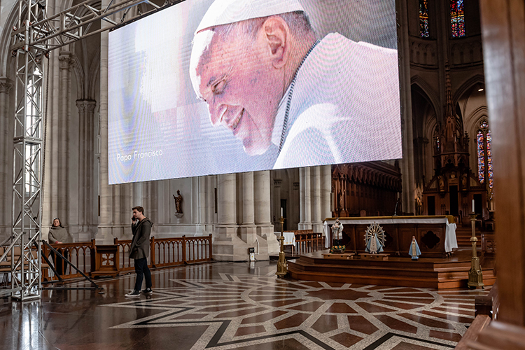 La UCALP en el gran acto de unidad social por Francisco en la Catedral 