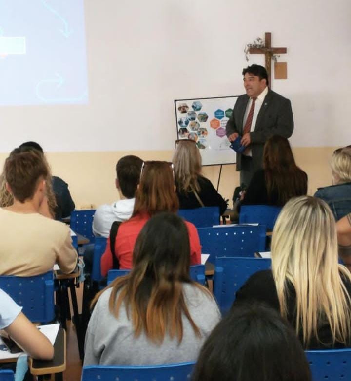 Con gran participación se realizó una nueva Expo UCALP Bernal