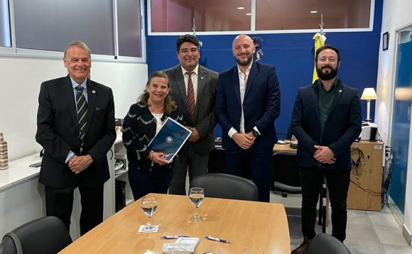 Convenio entre la Subsede Bernal UCALP con el Correo Argentino