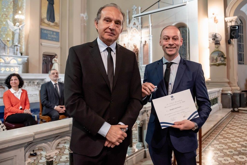 Emotivo Acto de Colación en la Subsede Bernal