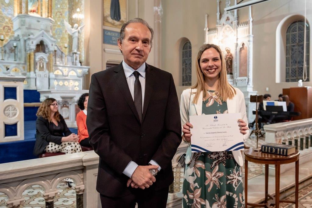 Emotivo Acto de Colación en la Subsede Bernal