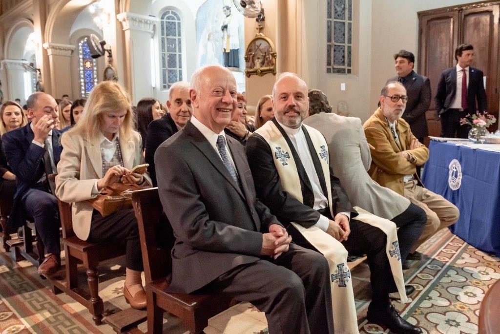 Emotivo Acto de Colación en la Subsede Bernal