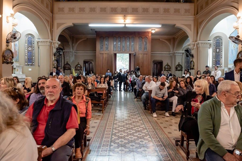 Emotivo Acto de Colación en la Subsede Bernal