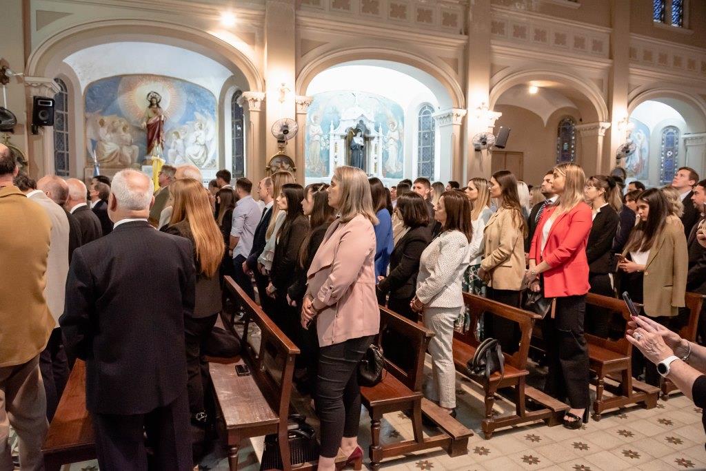 Emotivo Acto de Colación en la Subsede Bernal