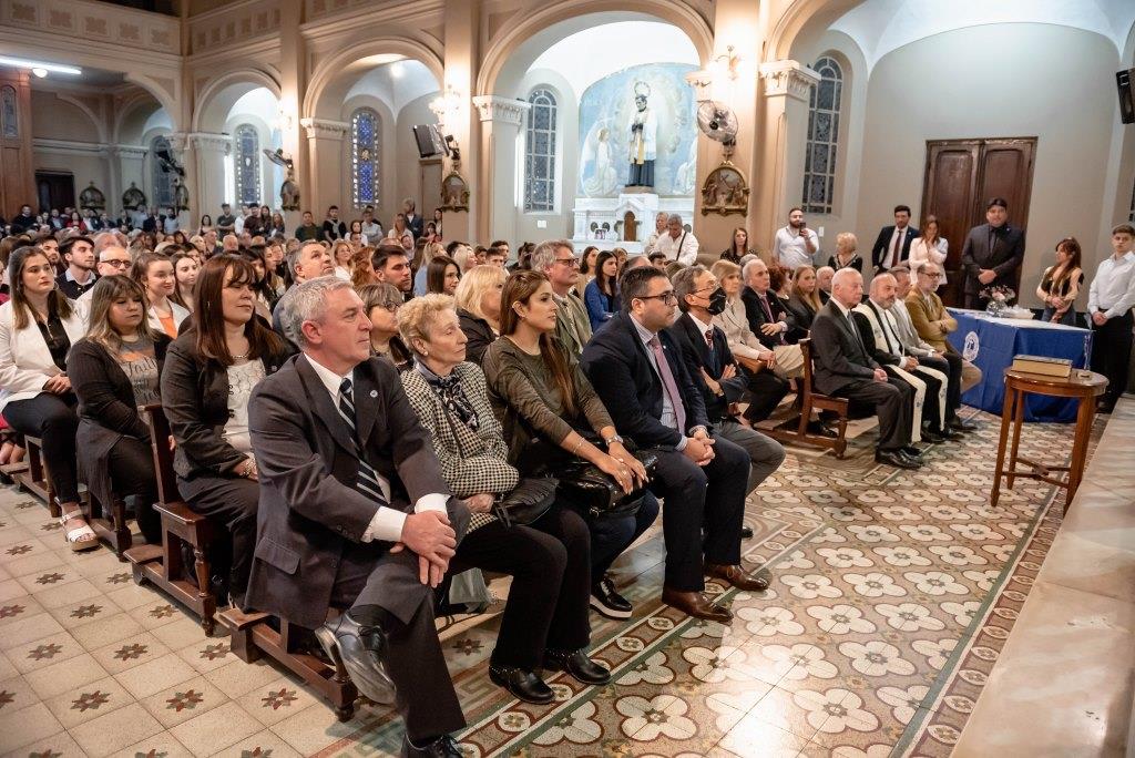 Emotivo Acto de Colación en la Subsede Bernal