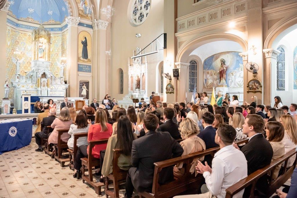 Emotivo Acto de Colación en la Subsede Bernal