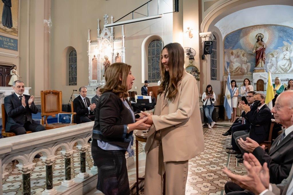 Emotivo Acto de Colación en la Subsede Bernal