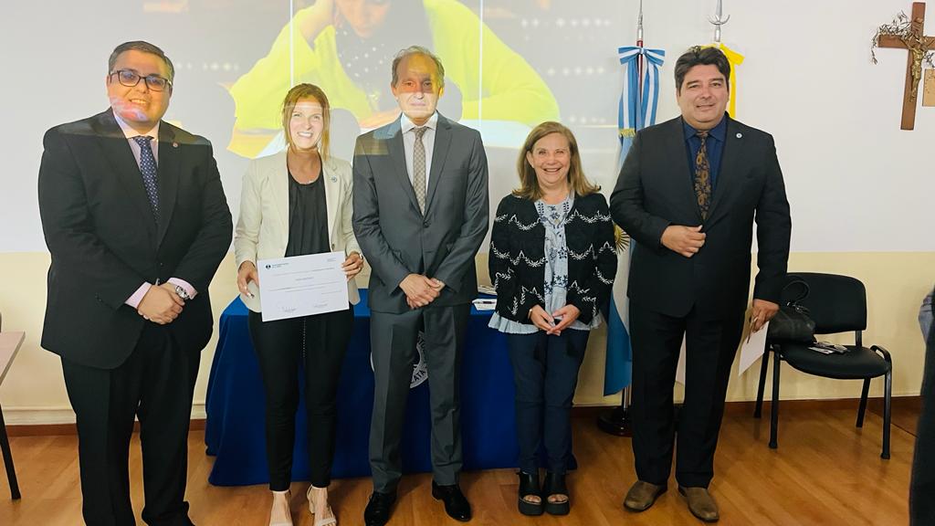 Emotivo homenaje a docentes de la Subsede Bernal UCALP