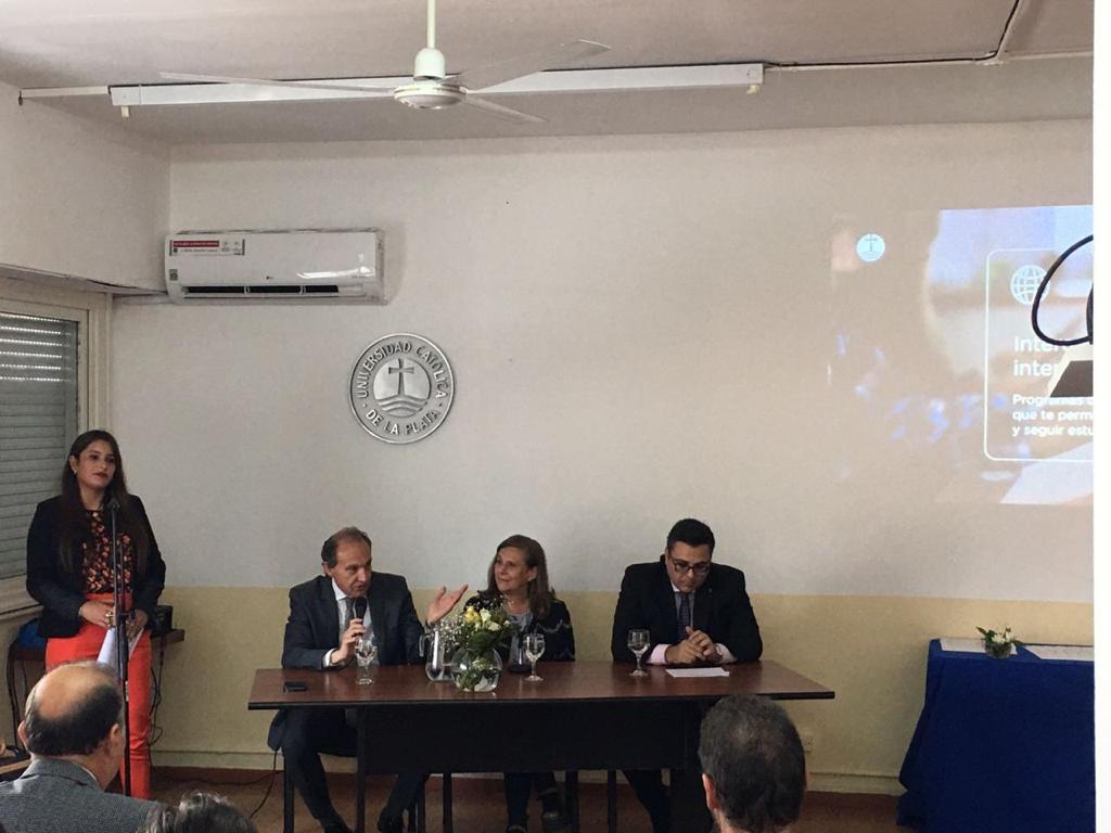 Emotivo homenaje a docentes de la Subsede Bernal UCALP