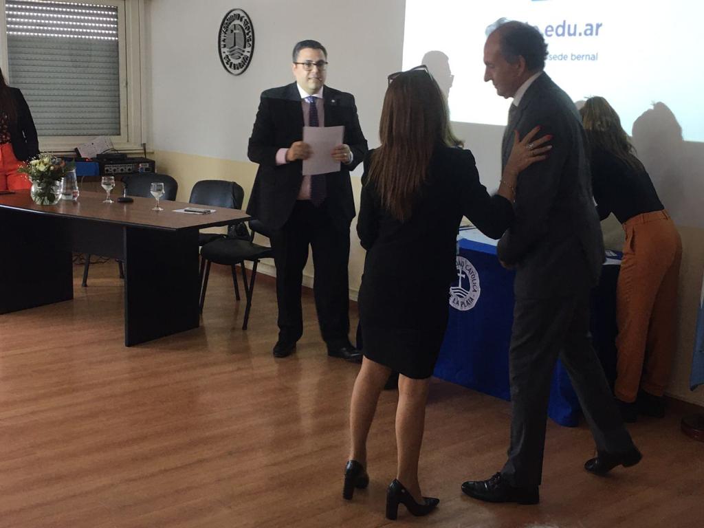 Emotivo homenaje a docentes de la Subsede Bernal UCALP