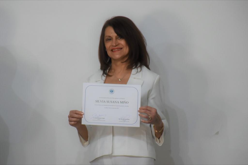 La Facultad de Ciencias Económicas y Sociales realizó un homenaje a los docentes con más de 25 años en la UCALP 