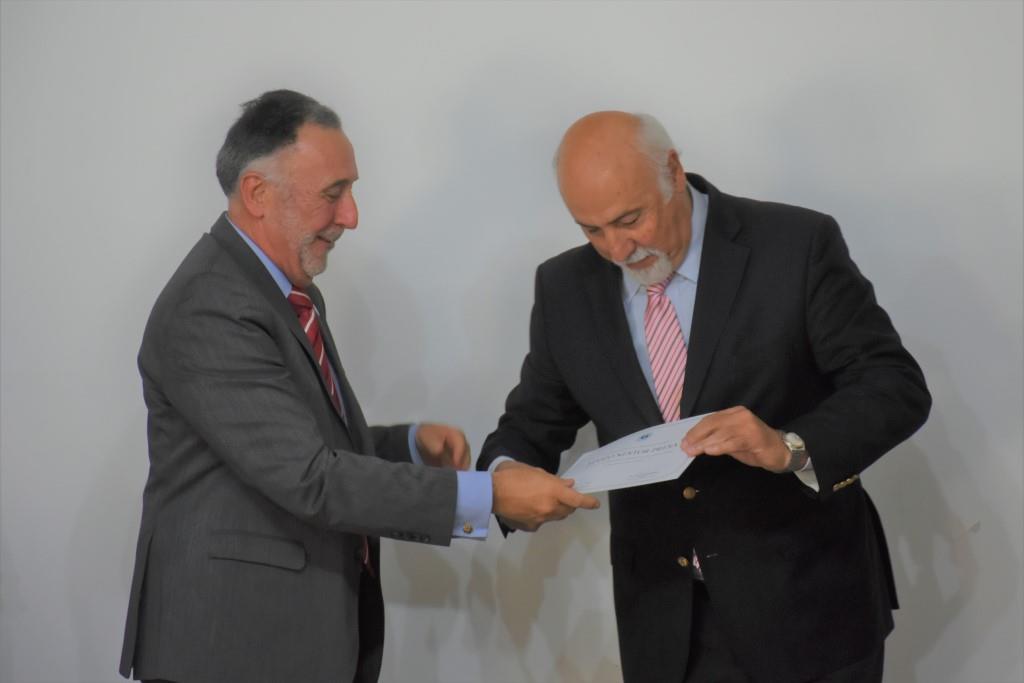 La Facultad de Ciencias Económicas y Sociales realizó un homenaje a los docentes con más de 25 años en la UCALP 