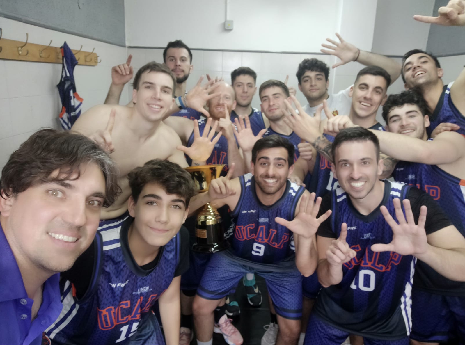 La UCALP festejó un nuevo título en básquet (7)