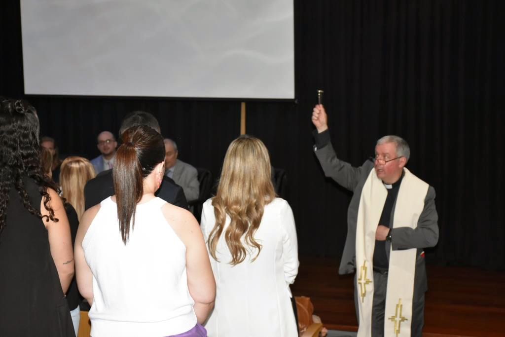 Se realizó el acto de colación de la Facultad de Ciencias Económicas y Sociales