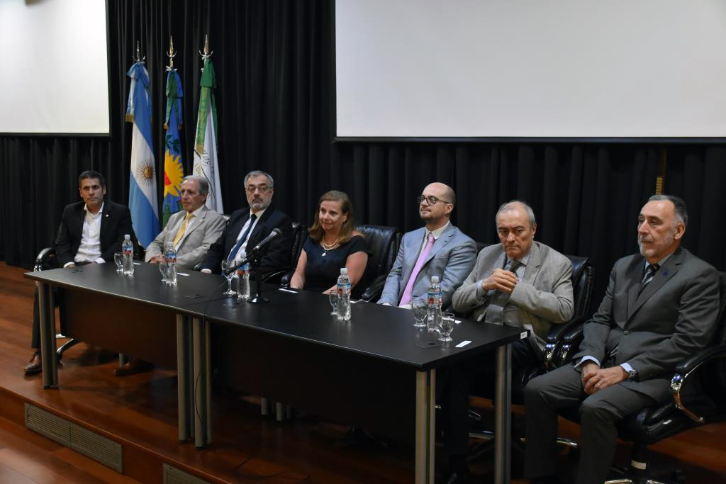 Se realizó el acto de colación de la Facultad de Ciencias Económicas y Sociales