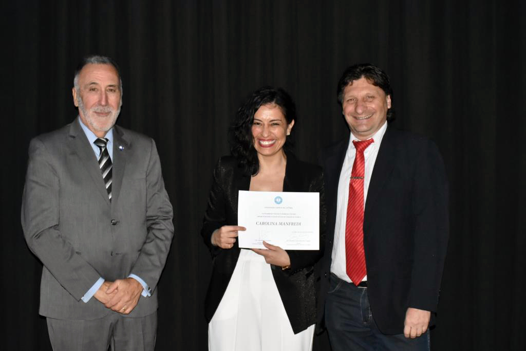 Se realizó el acto de colación de la Facultad de Ciencias Económicas y Sociales