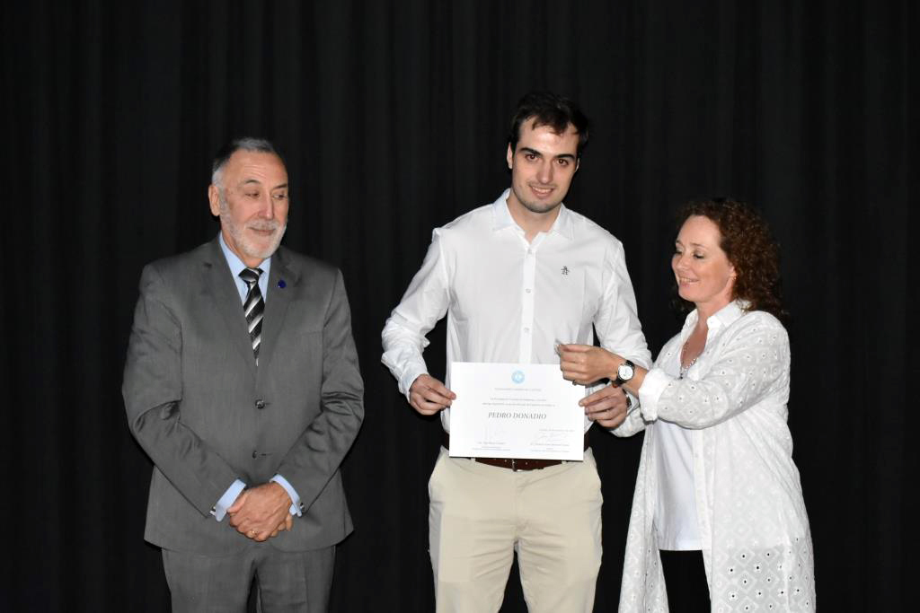 Se realizó el acto de colación de la Facultad de Ciencias Económicas y Sociales