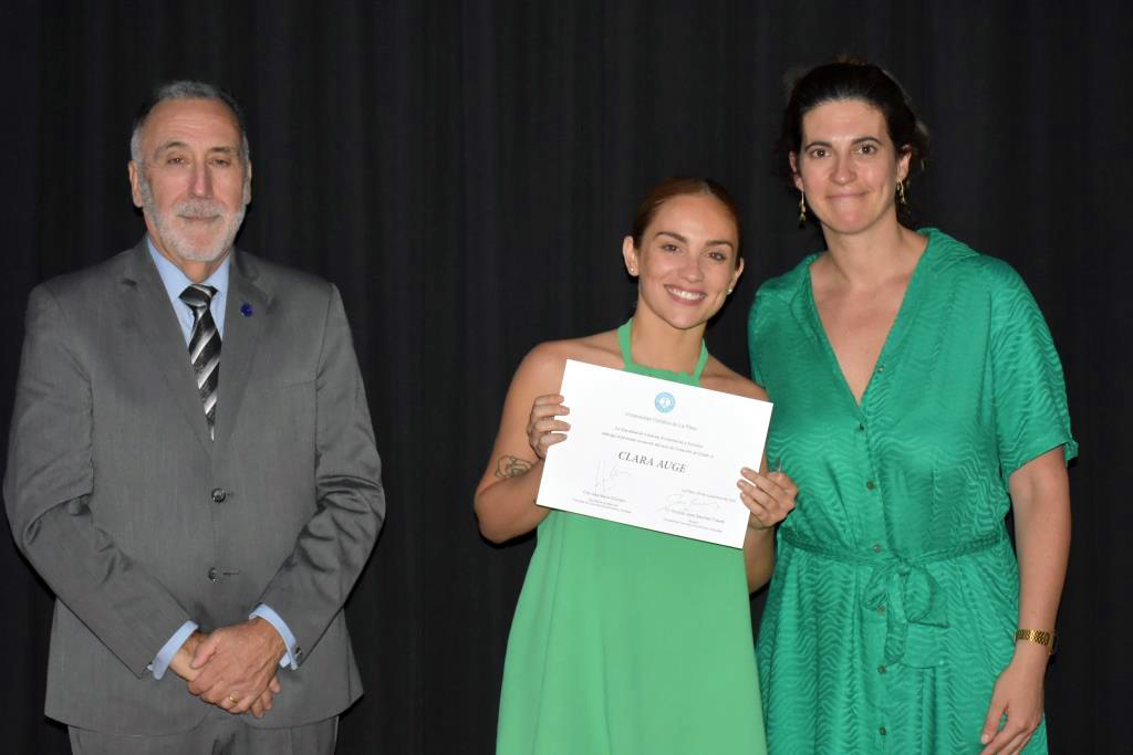 Se realizó el acto de colación de la Facultad de Ciencias Económicas y Sociales